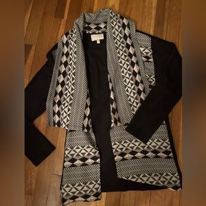 Cardigan. Size M.